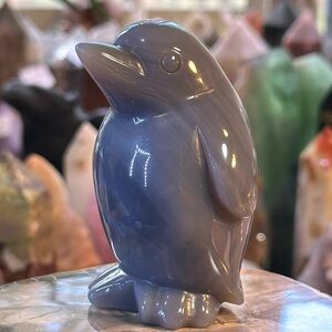 Agate Crystal Penguin Carving!